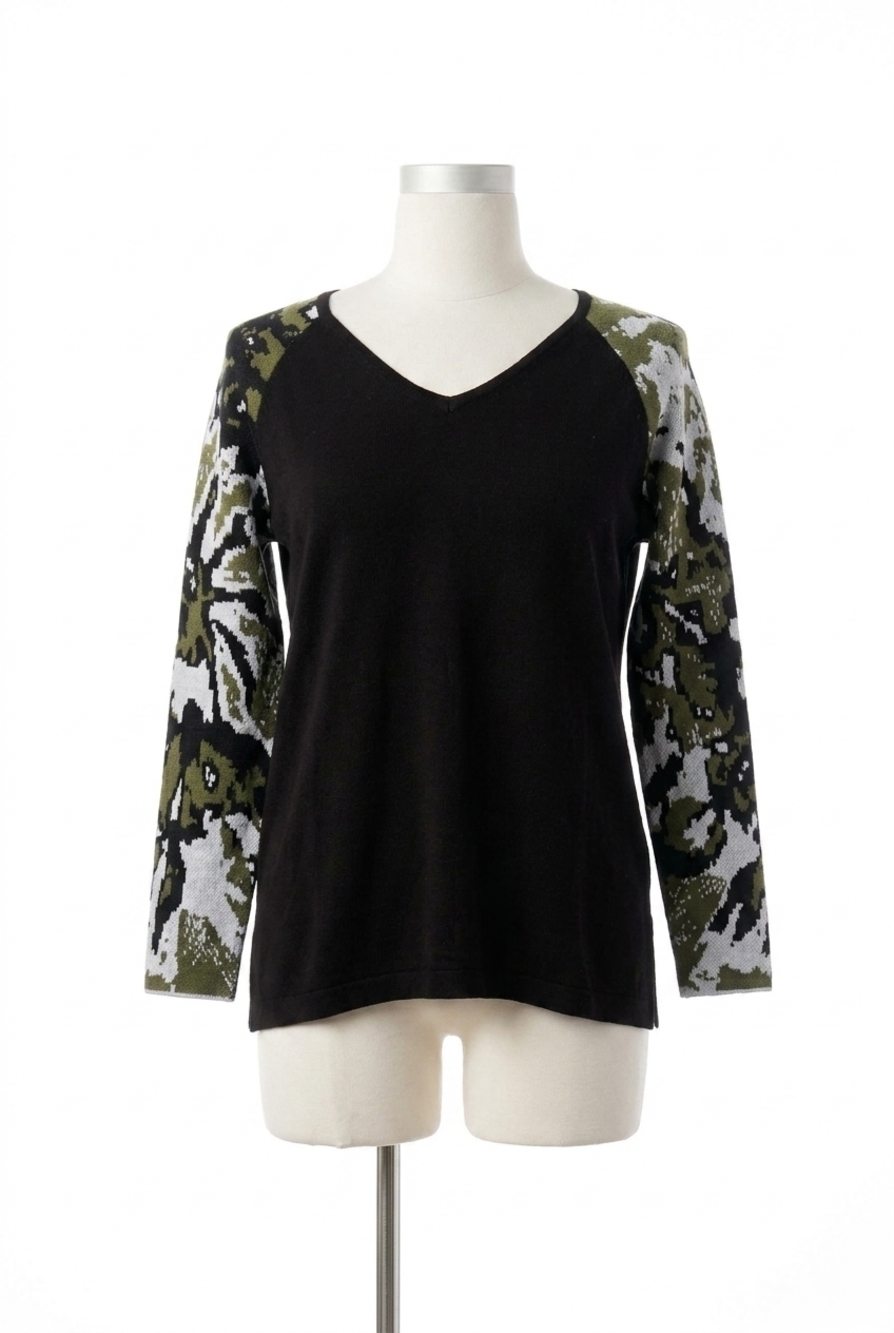 NEW ANGEL APPAREL abstract v-neck top in black/sage
